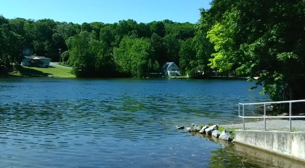 Pleasant Valley Lake Beach