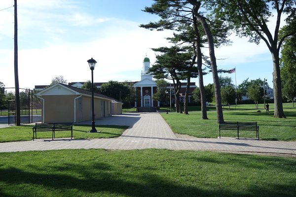 Mineola Memorial Park