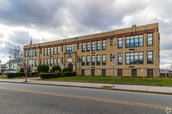 Abraham Lincoln school number 6