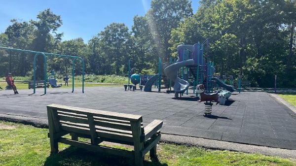 Central Islip Community Park