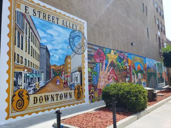 E Street Alley Murals