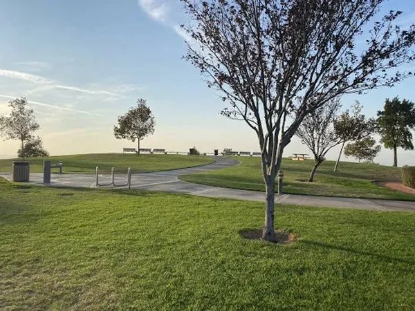 Sycamore Highlands Park