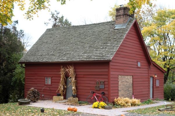 Dr. William Robinson Plantation & Museum