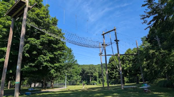 Alley Pond Adventure Course