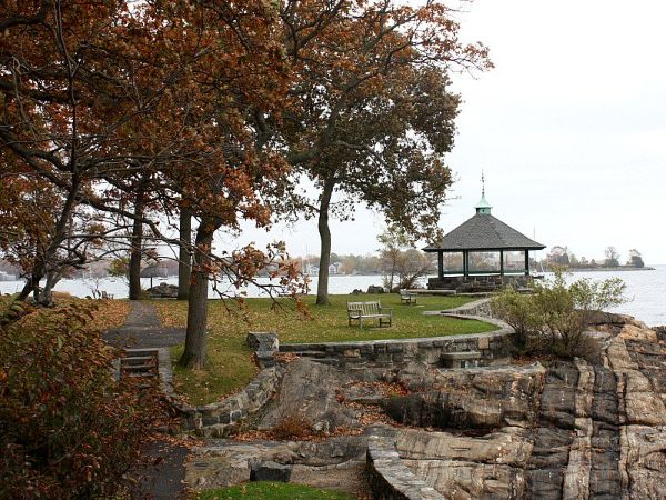 Larchmont Manor Park