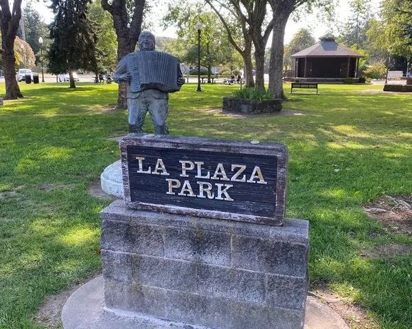 La Plaza Park