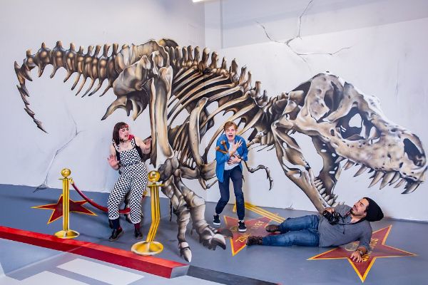 World of Illusions Los Angeles