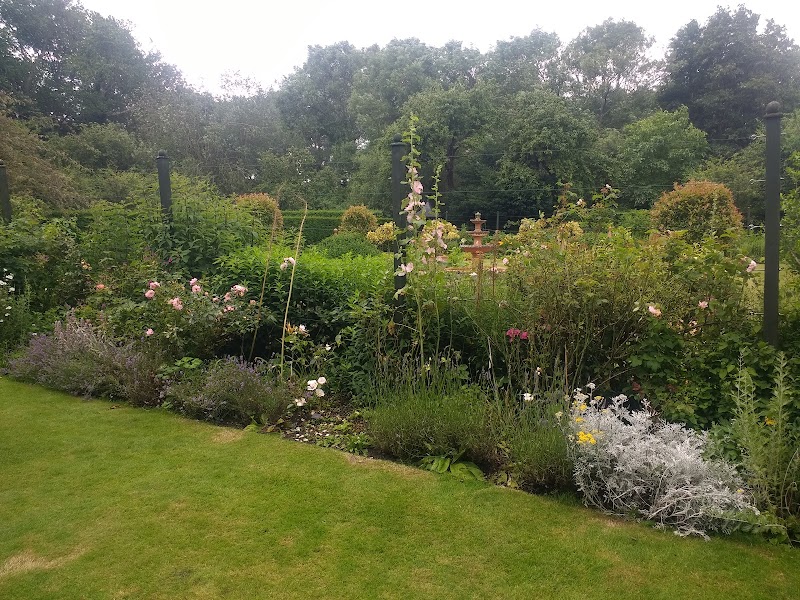 St Mary's Secret Garden, Hoxton