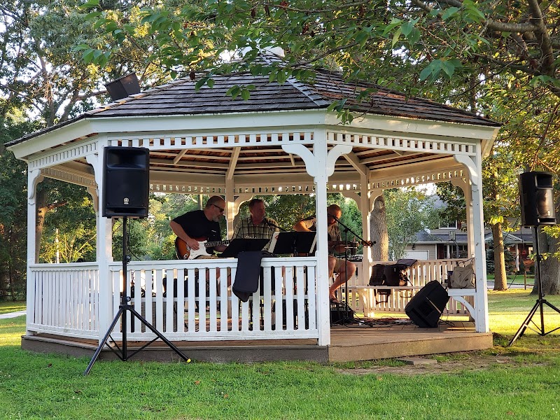 Bayport Memorial Park