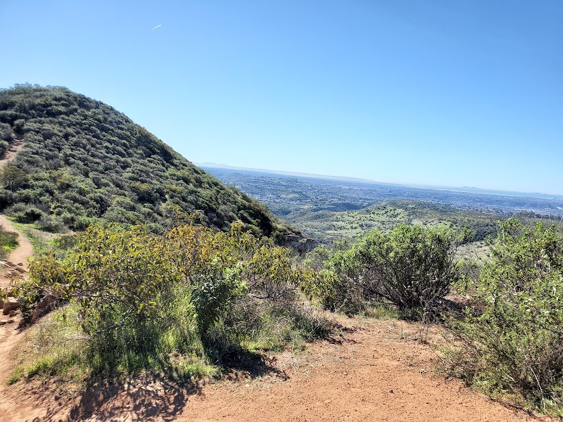 Corte Playa Catalina Entrance - Mission Trails Park