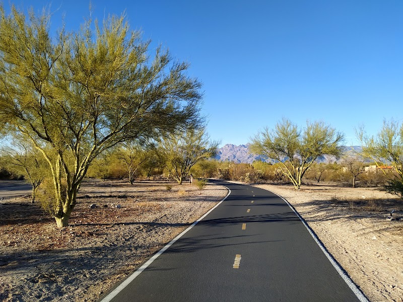 Pantano River Path