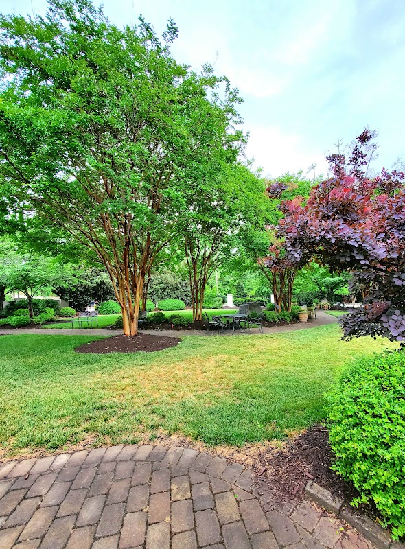Duke Raleigh Hospital Garden