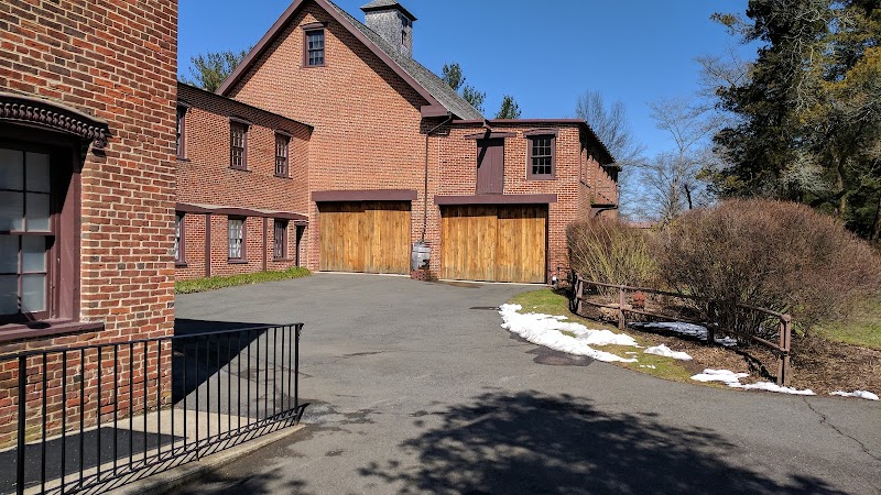 Historic Smithville Mansion