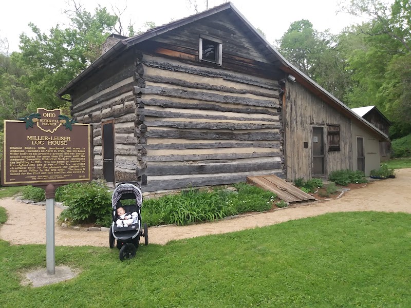 Miller-Leuser Log House