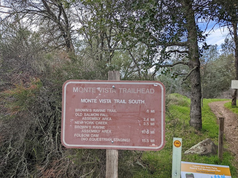 Monte Vista Trailhead