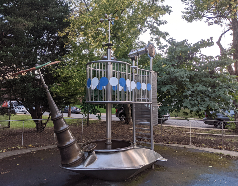 Spielschiff (Play Ship)