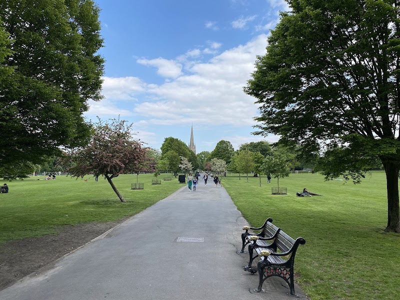 Clissold Park