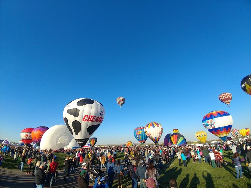 Paseo De Estrella Park