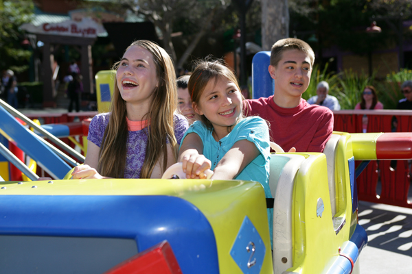 Yosemite Sam's Hollywood Flight School