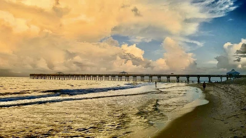 Juno Pier