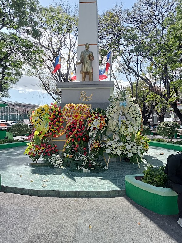 Rizal Triangle Park