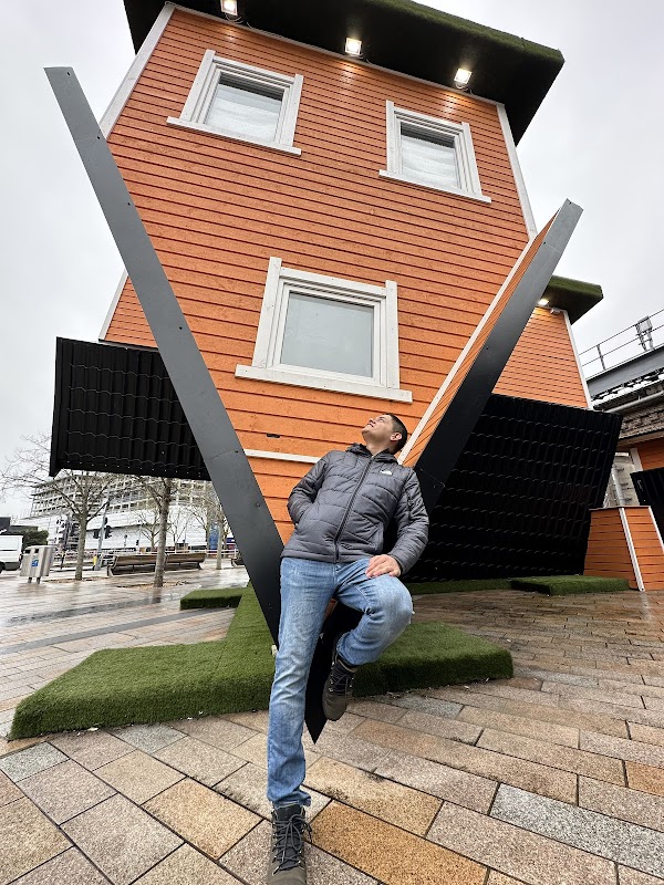 Upside Down House - Westfield White City