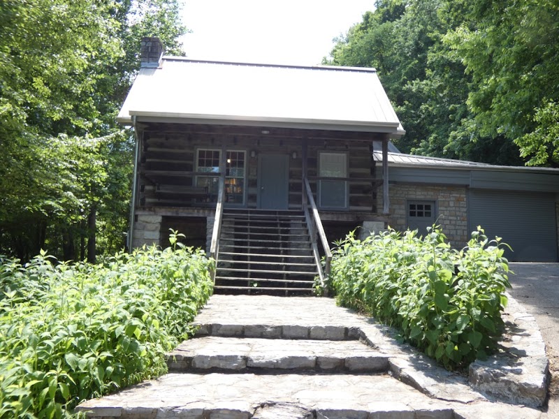 Barbara J. Mapp Aviary Education Center