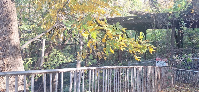 Bridge over the canal by Sycamore Island