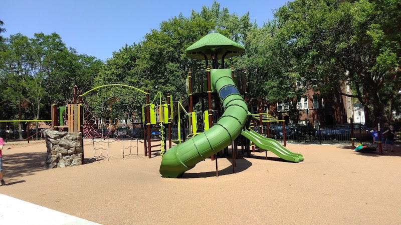 Senn (Nicholas) Park