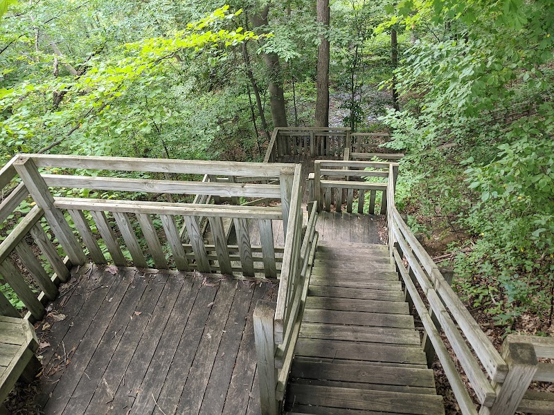 Burgess-Shadbush Nature Center