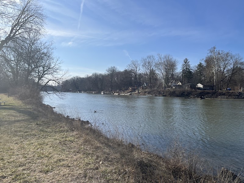 Ravenswood Overlook Park