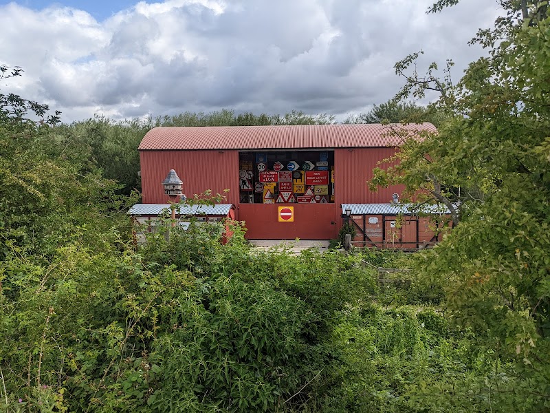 Sign barn