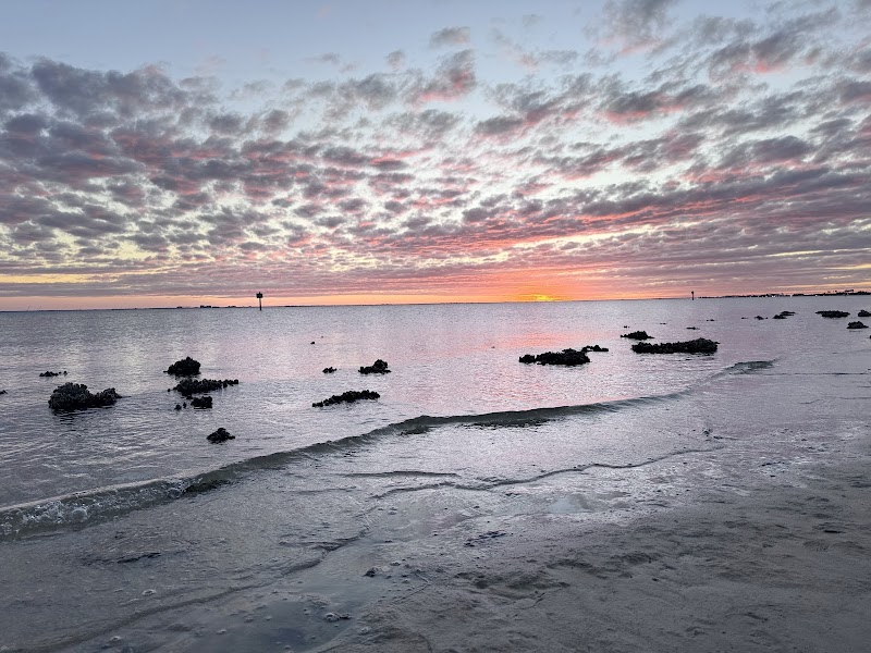 Courtney Campbell cycle trail