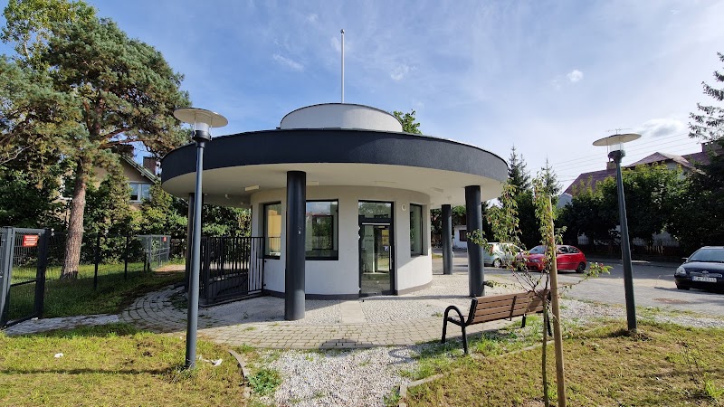 Źródło wody oligoceńskiej "Łazienki"