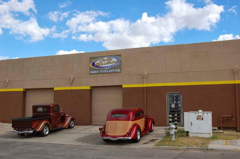 Max's Center Attractions