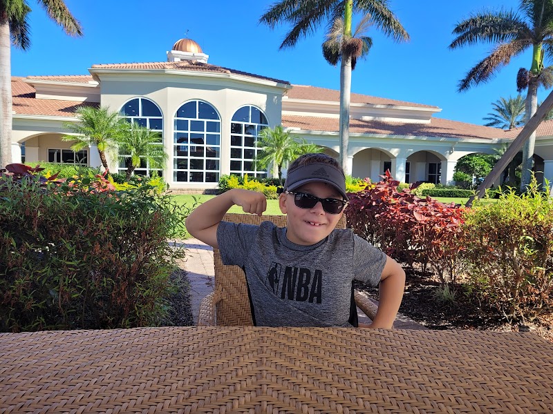 VillageWalk of Bonita Springs