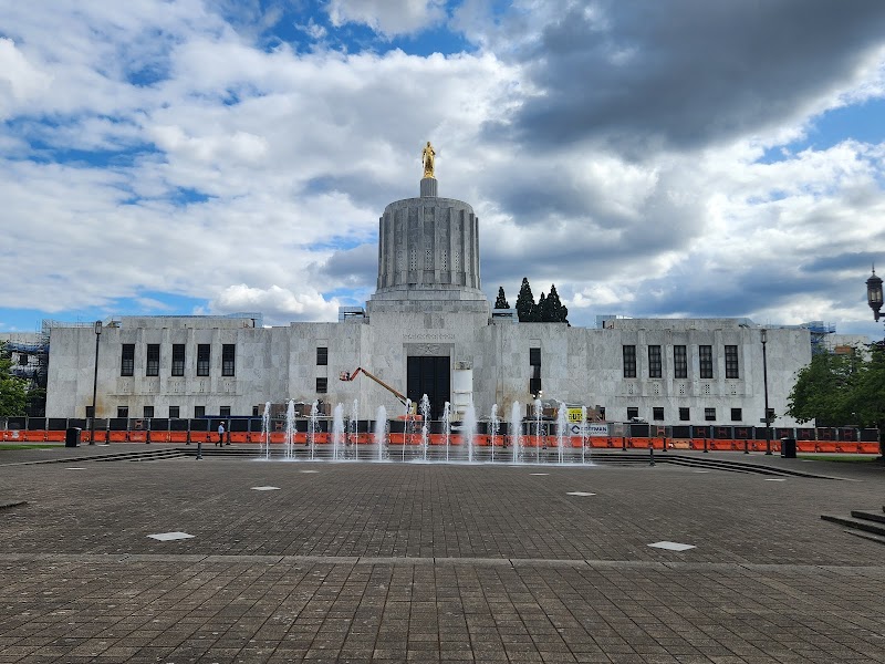 Oregon State Capitol