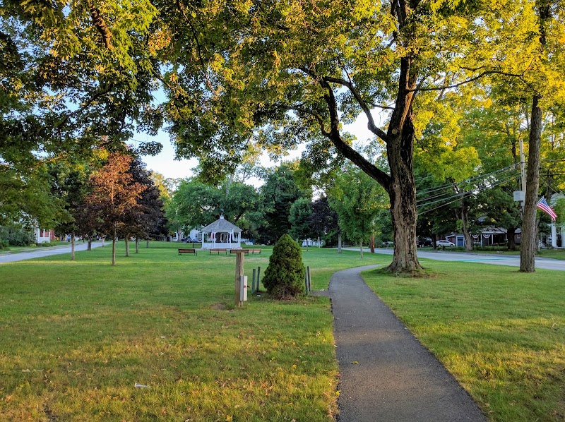 Brookfield Common Historic District