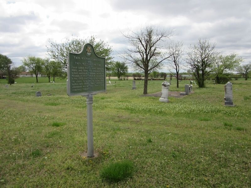 Twin Mounds Community and Twin Mounds Cemetery