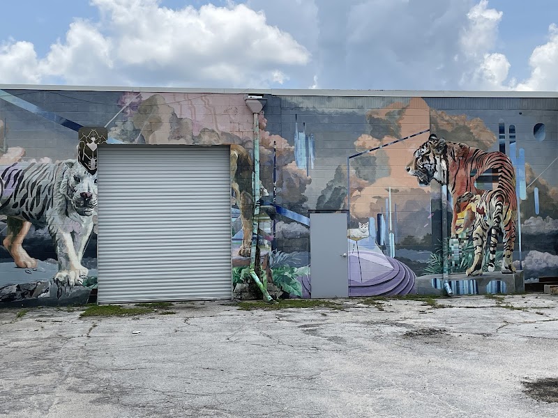 “Fanticy Cats” mural