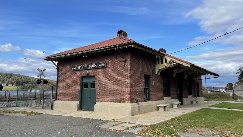 Hyde Park RR Station Museum