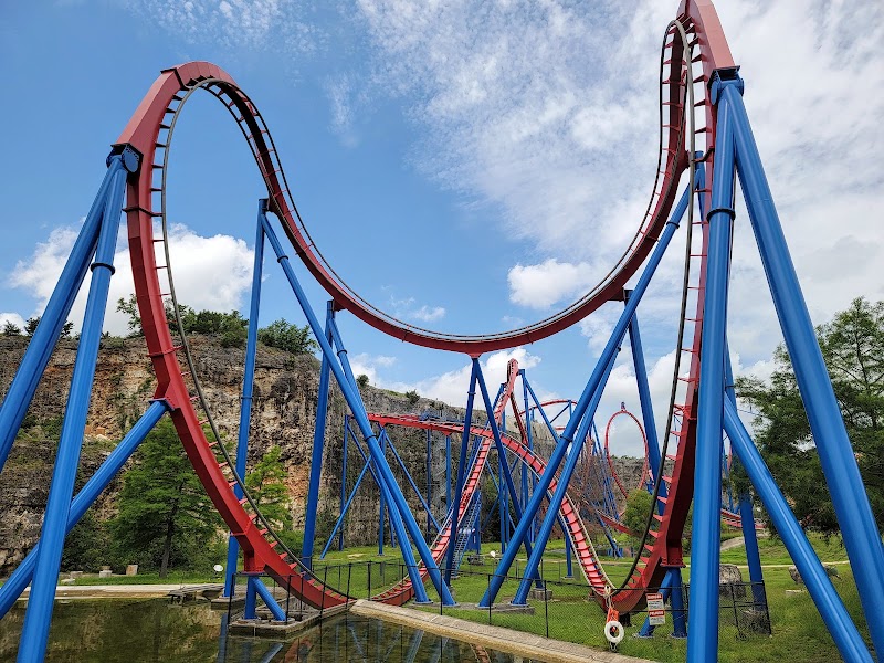 SUPERMAN™: Krypton Coaster