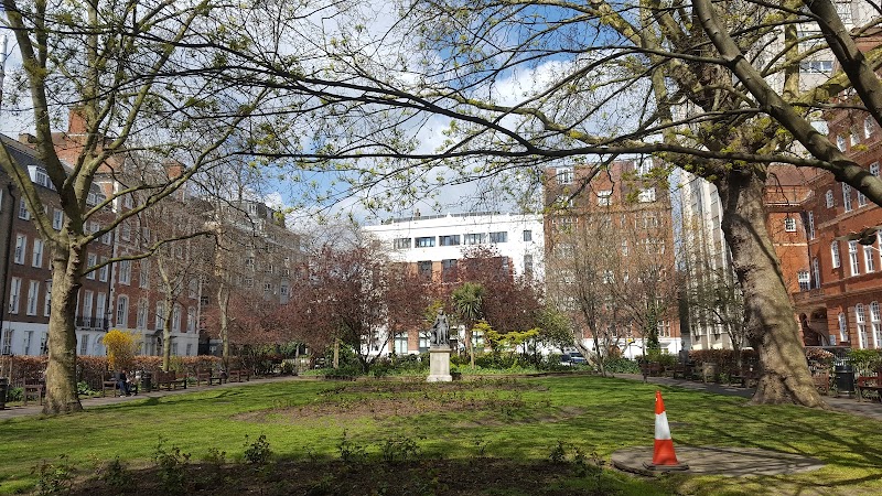 Queen Square Gardens