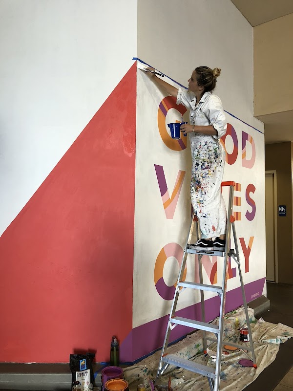 Good Vibes Only Mural