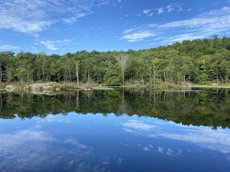 Manaticut Point Trailhead
