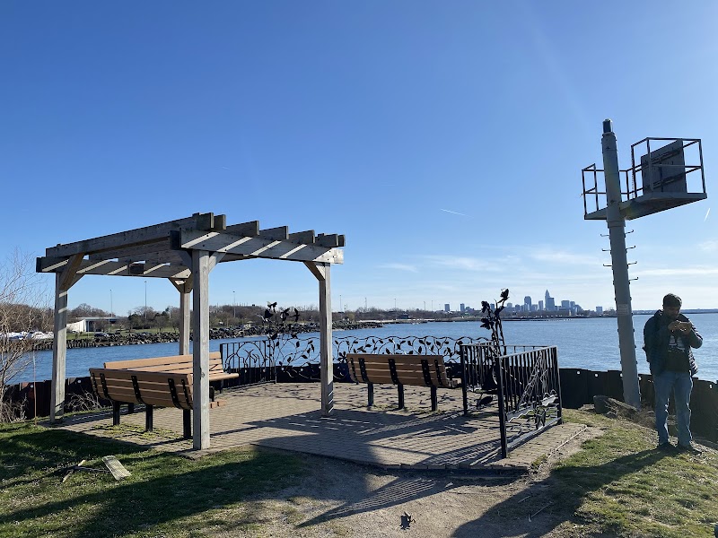 Cleveland Lakefront Nature Preserve