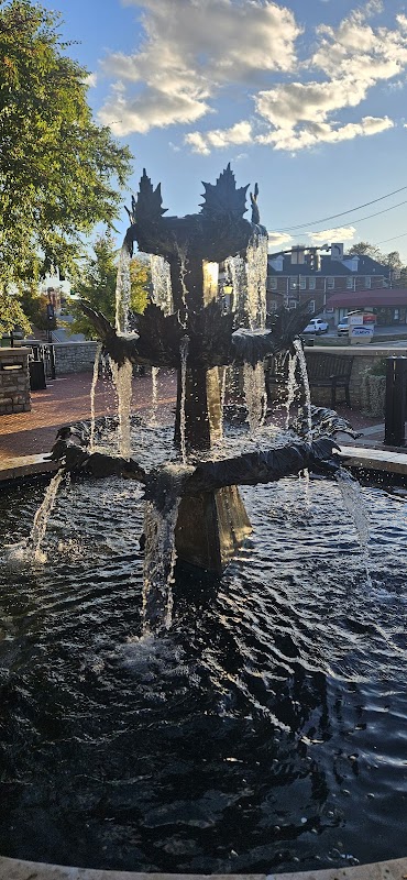 Triangle Point Plaza