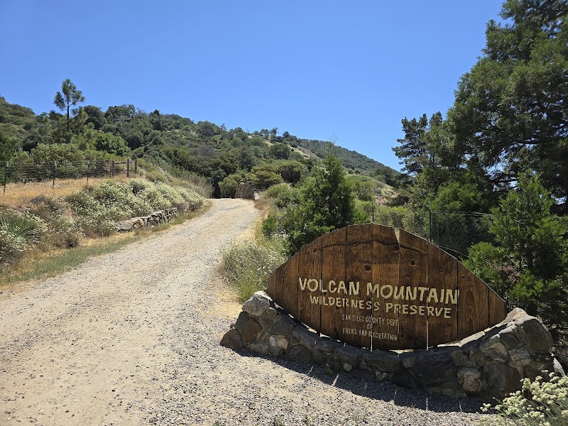 Volcan Mountain Trailhead