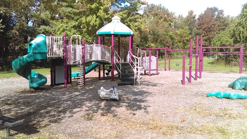 Lewis Memorial Park (fka Point of Woods Park)