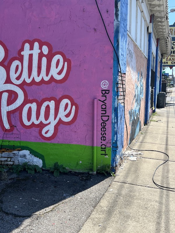 Bettie Page mural